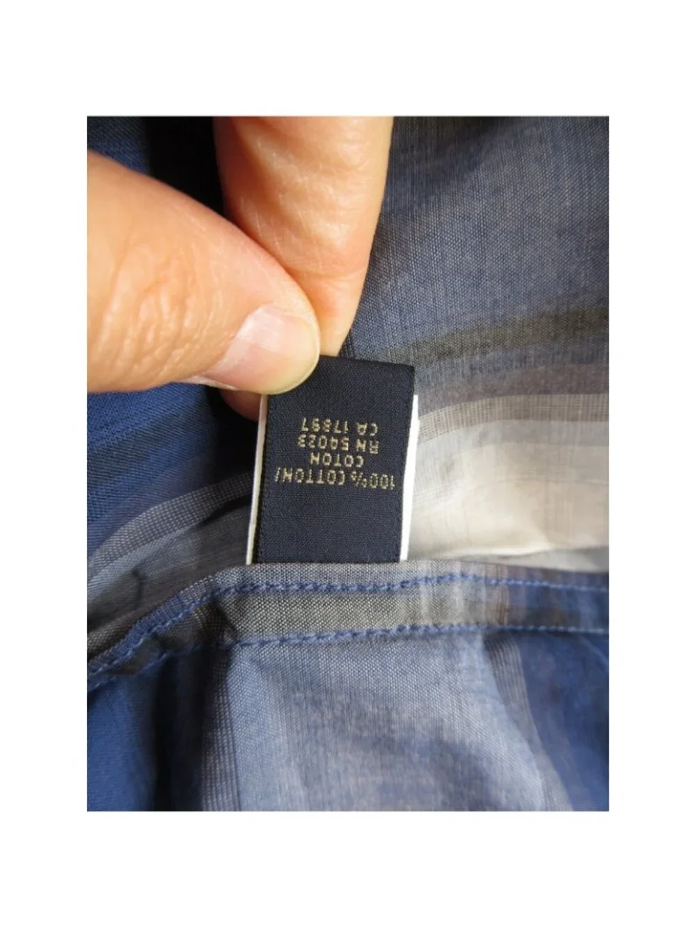 Banana Republic brand banana